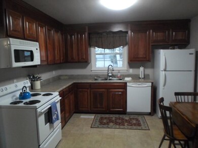 307 Rosemary Ln, Shelbyville, TN 37160 - photo 5