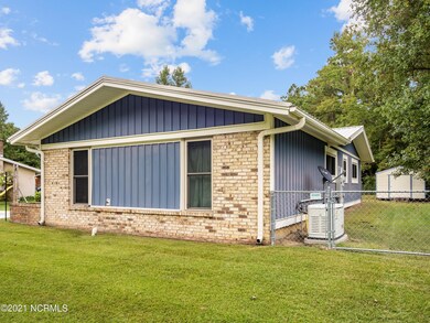 106 Brookdale Plaza, Jacksonville, NC 28546 - photo 2