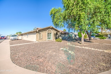 3824 W Shangri la Rd, Phoenix, AZ 85029 - photo 2