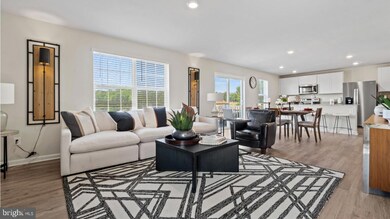 2816 Turning Leaf Ct, Lake of the Woods, VA 22508 - photo 2