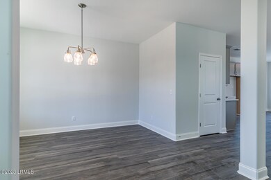 5 Formal dining