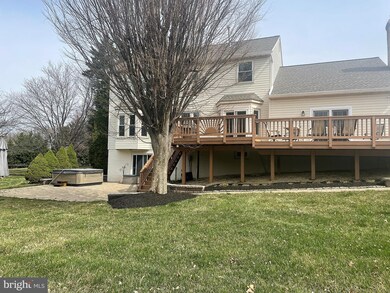 20304 Mallet Hill Ct, Germantown, MD 20876 - photo 2