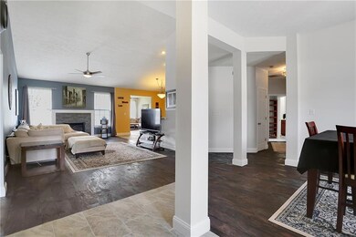 2114 Cassia Dr, Plainfield, IN 46168 - photo 5