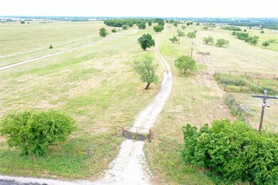 2795 Cr 4010, Decatur, TX 76234 - photo 3
