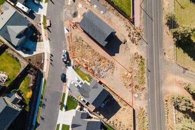 4615 SW Salmon Ave, Redmond, OR 97756 - photo 4