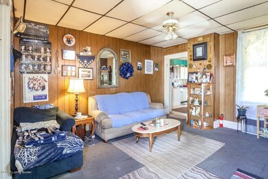 223 S Spring St-15