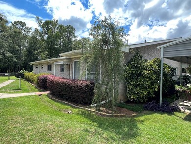 840 W Main St, Uvalda, GA 30473 - photo 4