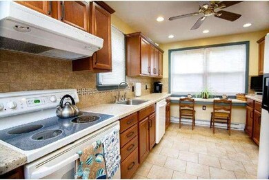 973 Wayfield Dr, Norristown, PA 19403 - photo 6