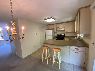 4 Hawkstead Hollow unit U7, Nashua, NH 03063 - photo 5