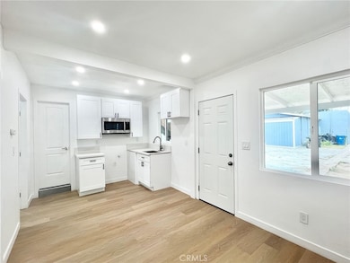 4243 1/2 Zaring St unit 1/4, Los Angeles, CA 90063 - photo 3