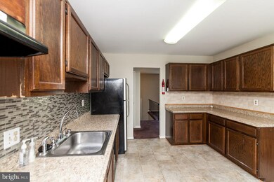 1609 Hunters Mill Ave, Fort Washington, MD 20744 - photo 6