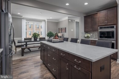 10717 Shadewell Spring Way, Manassas, VA 20112 - photo 4