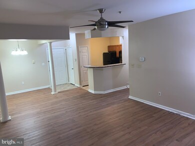 7420 Hindon Cir unit 102, Windsor Mill, MD 21244 - photo 4