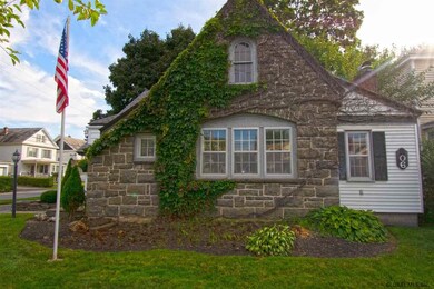 206 Whitehall Rd, Albany, NY 12209 - photo 3