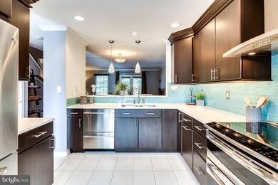 9317 Kendal Cir, Laurel, MD 20723 - photo 5