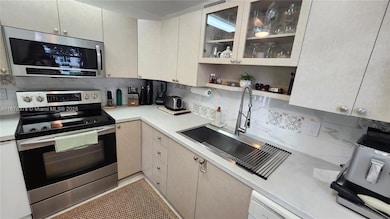 2001 Ventnor G unit 2001, Deerfield Beach, FL 33442 - photo 7