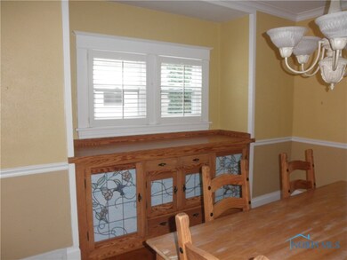 DINING ROOM WITH HIGH CEILINGS, CROWN MOLDING, CHA