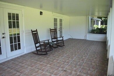 Screened in Patio
