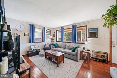 2865 1st St, Norristown, PA 19403 - photo 4