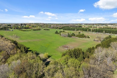 5505 Grandview Rd, Larsen, WI 54947 - photo 7