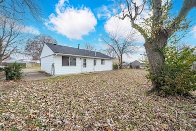 2302 W Surrey Dr, Owensboro, KY 42301 - photo 4