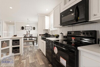 58 Odessa Rd, Jesup, GA 31546 - photo 5