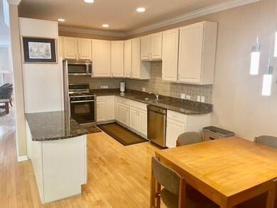 4264 Linden Tree Ln unit 2, Glenview, IL 60026 - photo 7