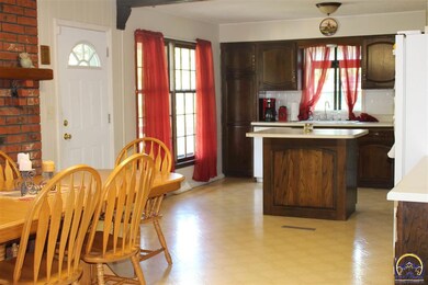 606 N 2nd St, Lansing, KS 66043 - photo 4