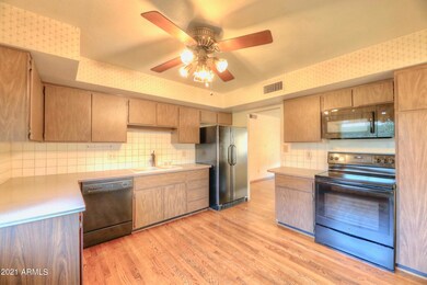 1730 PB Kitchen view 2