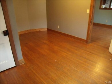 100 Main St unit B, Stockertown, PA 18083 - photo 5