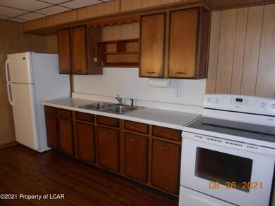 22 Saint James St, Wilkes Barre, PA 18705 - photo 4