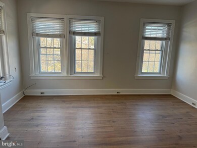 1812 Delaware Ave unit 2, Wilmington, DE 19806 - photo 3