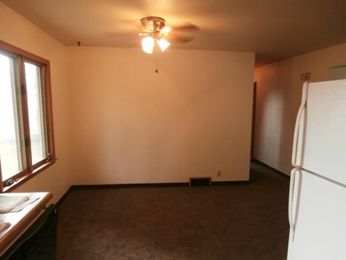 Kitchen dining area