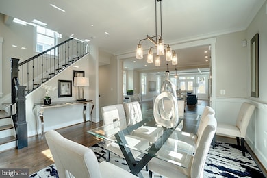 7015 Haycock Rd, Falls Church, VA 22043 - photo 3