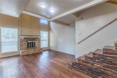 3901 Knollwood Dr unit B, Austin, TX 78731 - photo 2