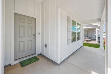 103 Riverwalk Cir, Freeport, FL 32439 - photo 4