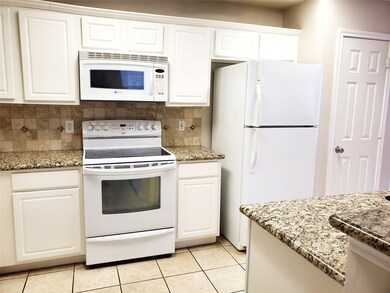 79 N Walden Elms Cir, Spring, TX 77382 - photo 7