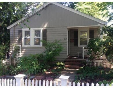 269 Temple St unit 269, West Roxbury, MA 02132 - photo 2