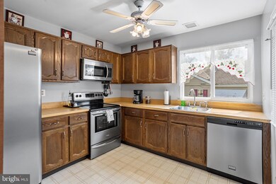 4 Maidstone Place, Southampton, NJ 08088 - photo 7