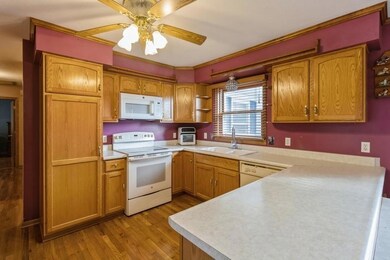 3292 E Aurora Ave, Des Moines, IA 50317 - photo 6