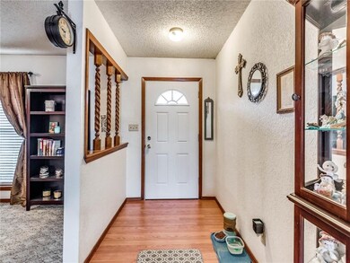 39103 Wolverine Rd, Shawnee, OK 74804 - photo 3