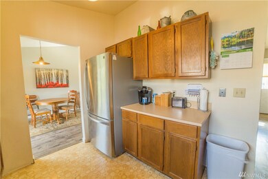 905 Manzanal St NE, East Wenatchee, WA 98802 - photo 5