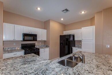 07 Kitchen