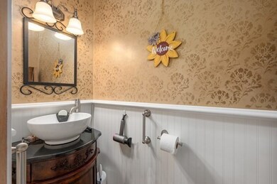 1 Lime St unit 1, Newburyport, MA 01950 - photo 7