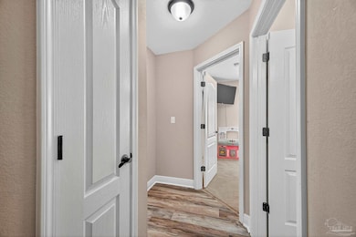 2527 Fiddlers Cir, Cantonment, FL 32533 - photo 6