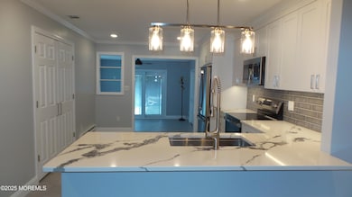 138 Wein Market unit C, Freehold, NJ 07728 - photo 7