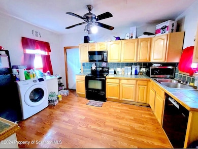 326 Bowman St, Wilkes Barre, PA 18702 - photo 4