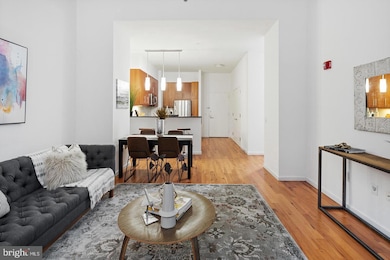 Aria the Condominium unit 2D, Philadelphia, PA 19102 - photo 7