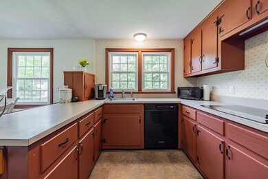 153 Chapin Rd, Hampden, MA 01036 - photo 5