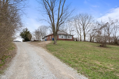 5713 Bluff Rd, Indianapolis, IN 46217 - photo 2